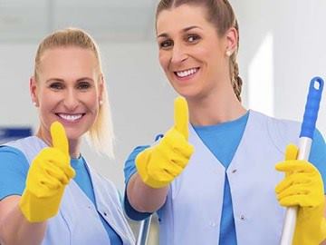 mujeres sonriendo